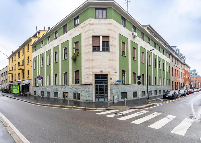 Bilocale moderno Isola-Garibaldi, 4 posti, WiFi veloce, Metro a 2 minuti